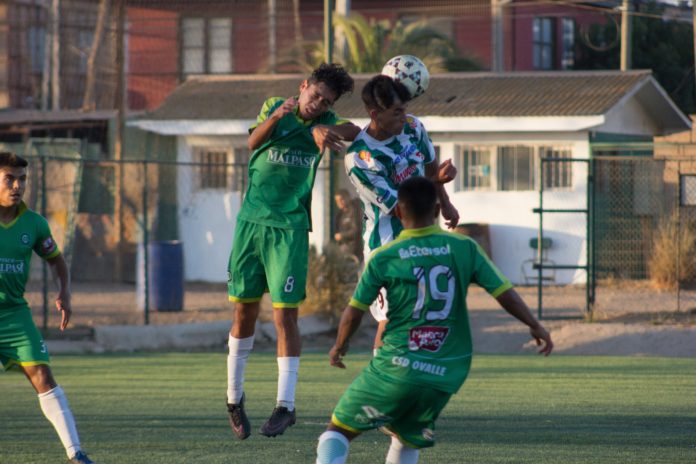 Ambos clubes presentaron a sus nuevas incorporaciones para la temporada 2018. (Foto: CSD Ovalle)