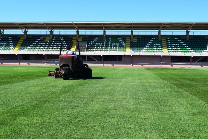 Así lucía este viernes el sector sur del Estadio Diaguita. “Creemos que eliminarnos y privarnos de ser sede fue una decisión injusta y que se tomó muy apresuradamente” Claudio Rentería Alcalde Ovalle