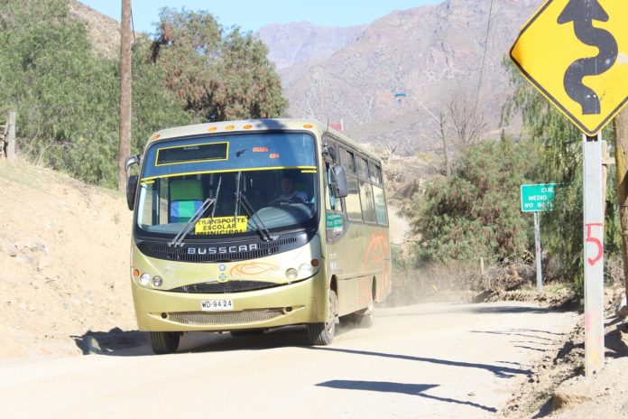 La promesa del Gobierno es iniciar la pavimentación en las próximas semanas y así terminar con los problemas en la ruta. Foto: Kamila M.