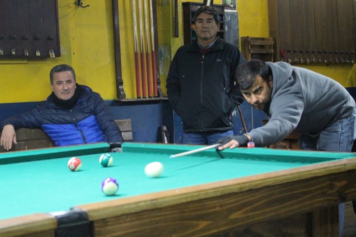 Los jugadores también asisten a presenciar otros duelos atractivos de la jornada. (Foto: Rodolfo Pizarro)