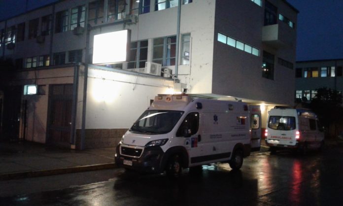 Hasta la emergencia del Hospital de Ovalle trasladaron al sujeto con la herida de bala, pero luego de unos minutos falleció