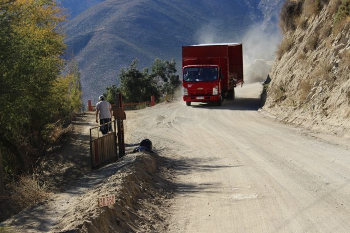 El proyecto de pavimentación de la ruta D-597 que une las localidades de Carén y Tulahuén era muy anhelado por sus vecinos, por lo que la noticia de su pronto inicio fue recibida con gran alegría