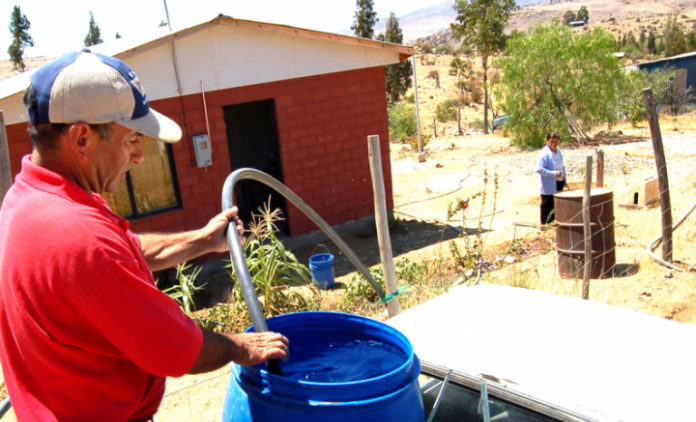 Asegurar la distribución del agua potable a la mayor cantidad posible de villorrios de la provincia, es el objetivo de las inversiones que pretenden realizarse con los recursos anunciados por el gobierno