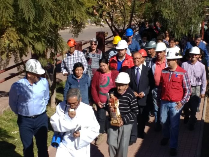 El traslado de la figura de San Lorenzo, patrono de los mineros, al emplazamiento del futuro Museo del Minero de Río Hurtado, fue una de las actividades que se llevaron a cabo durante la celebración.