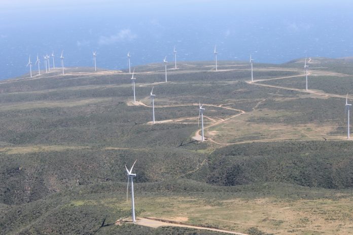 El parque eólico se encuentra ubicado en el kilómetro 351 de la Ruta 5 norte