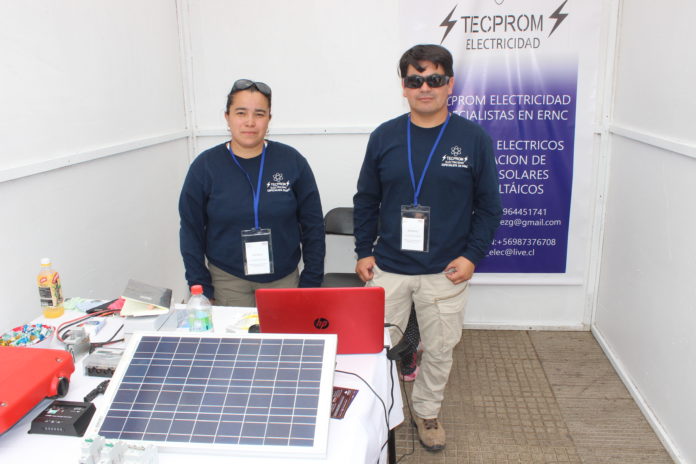 Manuel López es uno de los rostros visibles de la empresa Tectrom Electricidad, que actualmente comercializa paneles fotovoltaicos aprovechando el auge de las ERNC en la región.