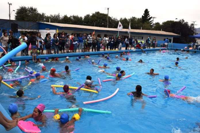 Habrá clases para niños, de entre 5 y 16 años, en tres niveles, para adultos los fines de semanas en las mañanas, y para adultos mayores, coordinados, a través de la Oficina Municipal del Adulto Mayor.