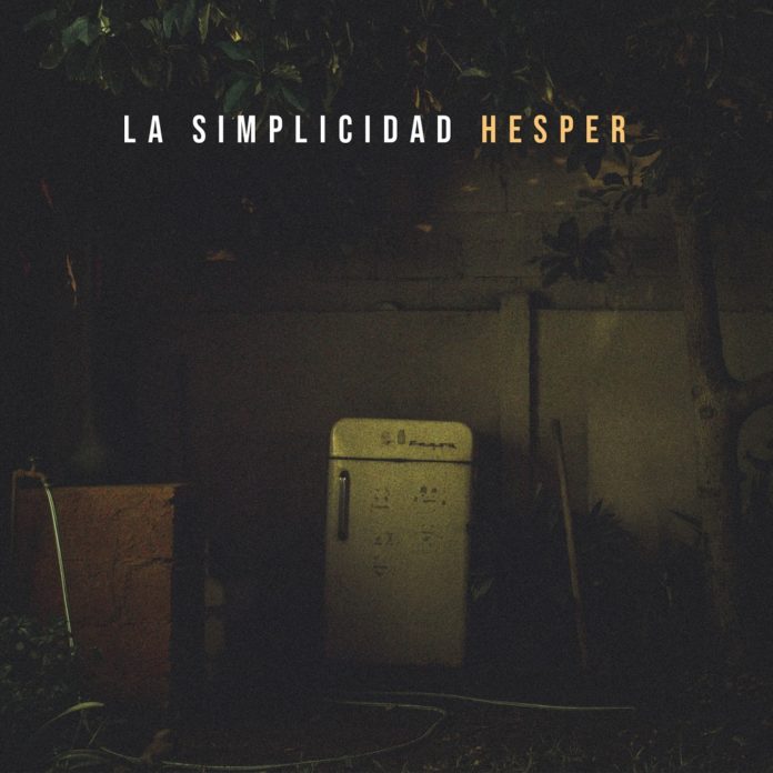 La Simplicidad está disponible en Spotify, Deezer, Youtube y en la página www.hesper.cl