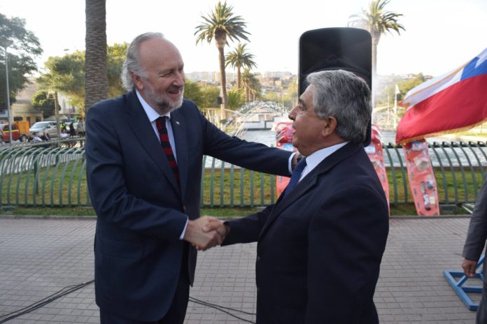 Durante la oportunidad, el alcalde de Ovalle, Claudio Rentería se comprometió a destinar un espacio en el hospital antiguo para atender a los mineros adultos mayores que requieran atención médica.