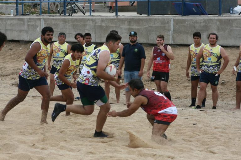 Jugadores del Ovalle Rugby Club en pleno partido.