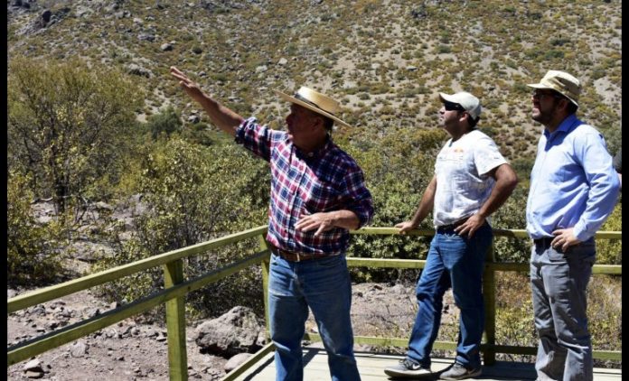 La zona fue recorrida por el Seremi Marcelo Telias junto al Gobernador Juan Pablo Gálvez, para conocer los nuevos hitos que serán incorporados al nuevo trazado, entre los que destacan la Raja de Manquehua y la Poza Azul en la comuna de Salamanca.