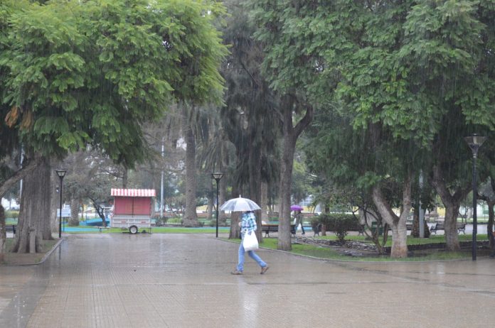 Se pronostican precipitaciones para el próximo miércoles en la región y la provincia. Crédito: Archivo El Ovallino.