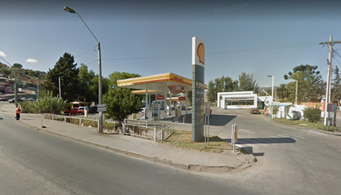 El hecho habría ocurrido en el servicentro Shell del céntrico nudo vial. Crédito: Imagen referencial.