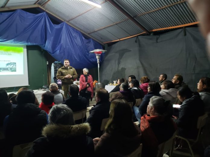 Fueron cerca de 60 los vecinos que llegaron a la unidad para ser parte de la actividad organizada por Carabineros de la Subcomisaría de Monte Patria.