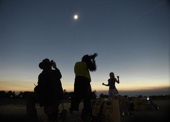 Un cielo sin nubosidad y temperaturas nada invernales serán la tónica durante la tarde de este martes en la provincia de Limarí.