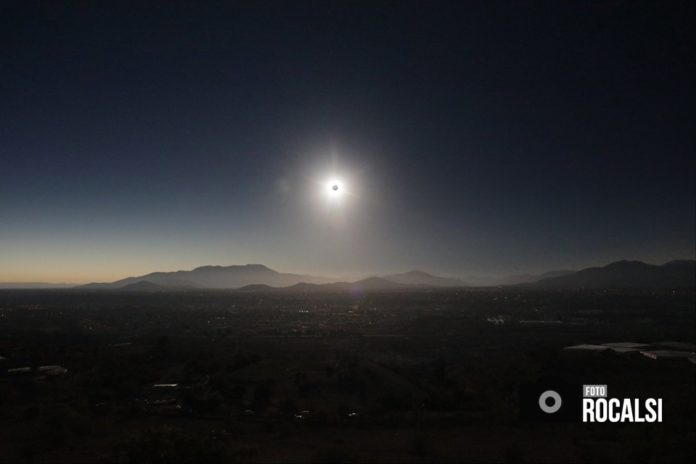 Autor: Rocalsi - Imagen tomada en Cerro La Montura - Ovalle