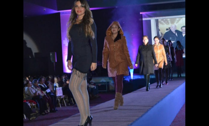 p13_desfile_club_de_leones