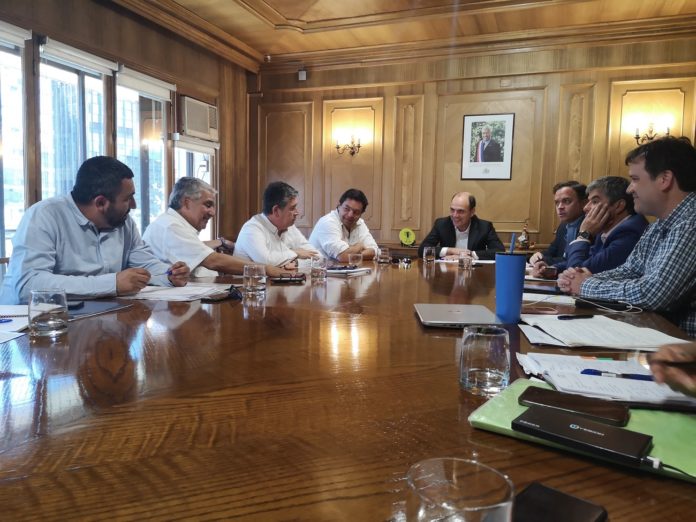 Se realizó una reunión con el ministro de vivienda, autoridades y dirigentes