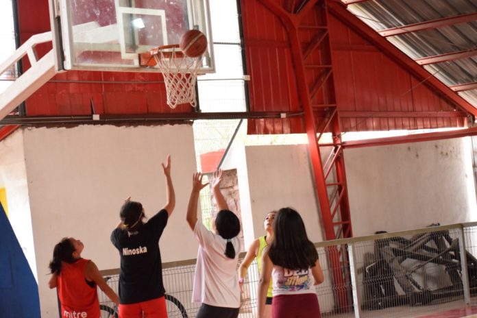 Los partidos de basquetbol infantil, sub 20, femenino y senior 35 tuvieron que ser suspendidos.