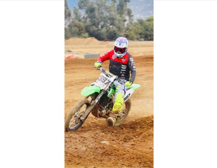 motocross_pasten