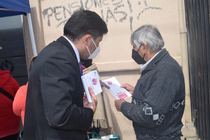 En medio de la campaña “Más Vale Prevenir” pensionados de Ovalle recibieron información para evitar estafas y robos.