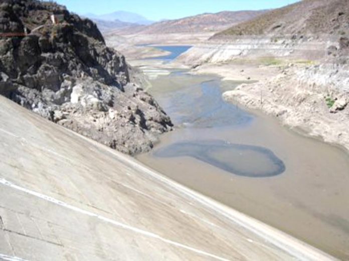 p3_se_acaba_el_agua_para_regantes_en_el_embalse_cogoti