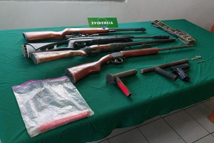 p2_tres_detenidos_por_prote_de_armas