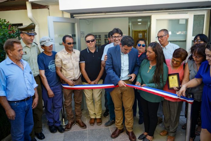 p4_inauguracion_de_farmacia_municipal_en_monte_patria