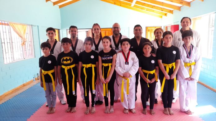 p8_escuela_de_taekwondo_la_tribu