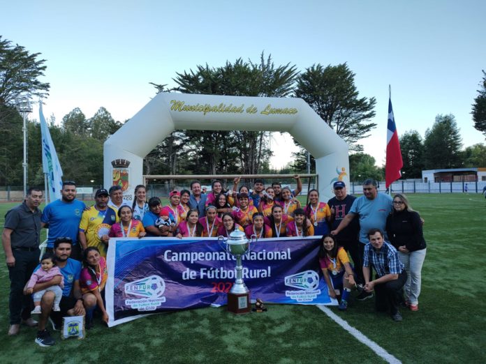 p8_joyeria_paris_campeon_nacional_en_el_futbol_femenino_fenfur