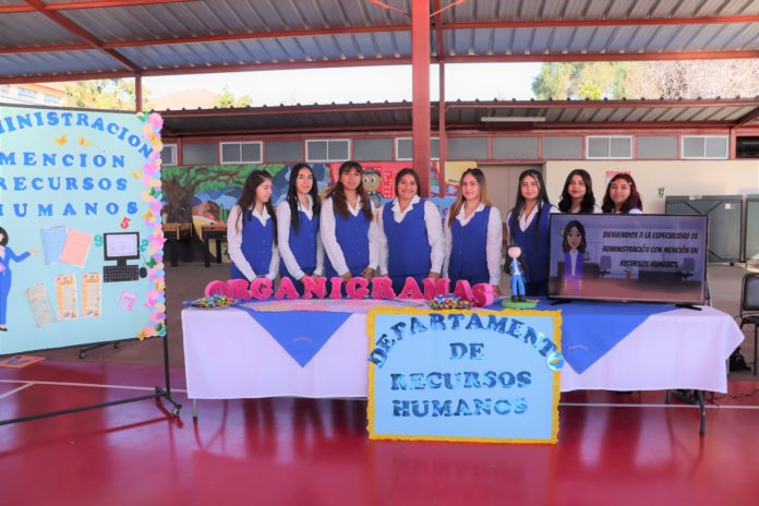 p4_feria_vocacional_en_colegio_la_providencia_2