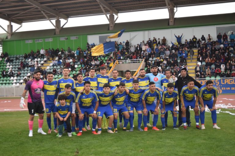 p5_deportes_lagunillas_levanta_la_copa_tras_vencer_en_doble_partido_a_colonia_de_limari