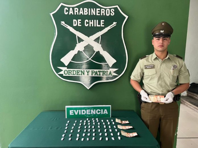 Carabineros logró decomisar drogas y billetes falsificados en medio de las celebraciones.