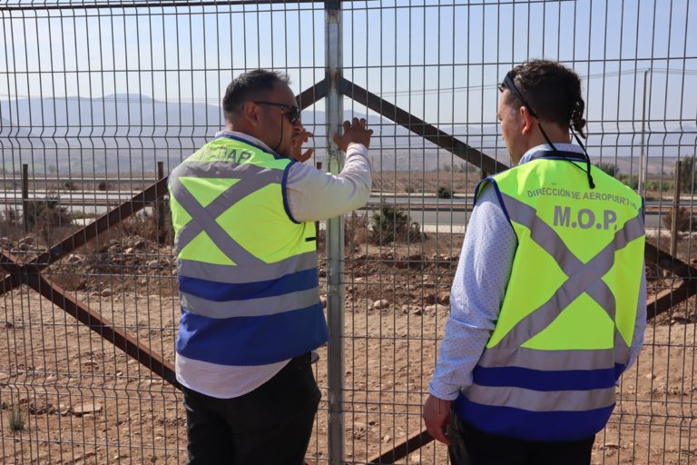 Autoridades inspeccionaron el nuevo cierre perimetral del recinto, el cual cumple con los estándares de la Dirección General de Aeronáutica Civil, DGAC.